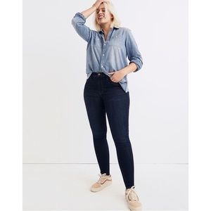 Madewell 9" Mid-Rise Skinny Jeans in Larkspur Wash